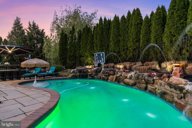 929 PUTTING GREEN CIR, Harleysville, PA 19438