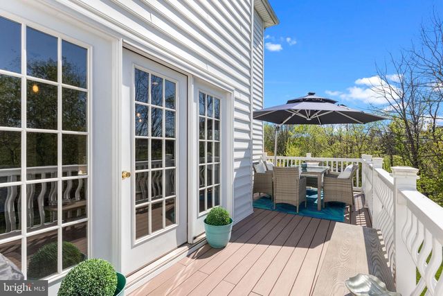 929 PUTTING GREEN CIR, Harleysville, PA 19438
