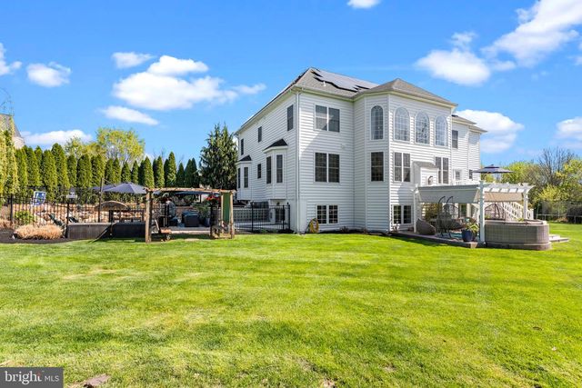929 PUTTING GREEN CIR, Harleysville, PA 19438