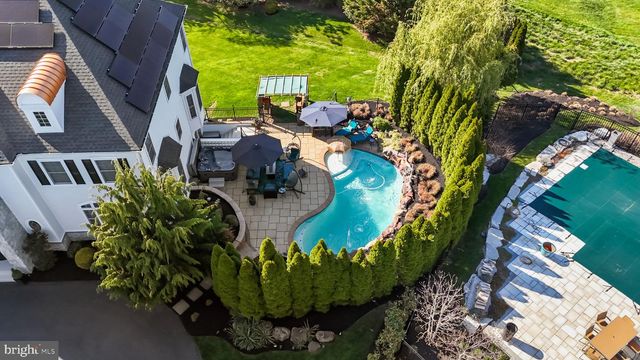 929 PUTTING GREEN CIR, Harleysville, PA 19438