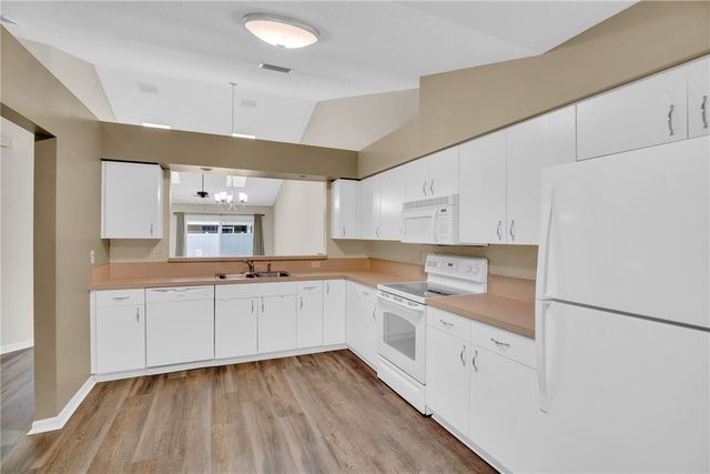 491 7th Street, Vero Beach, FL 32962