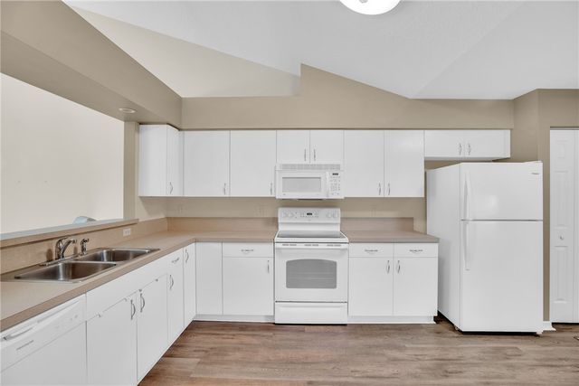 491 7th Street, Vero Beach, FL 32962