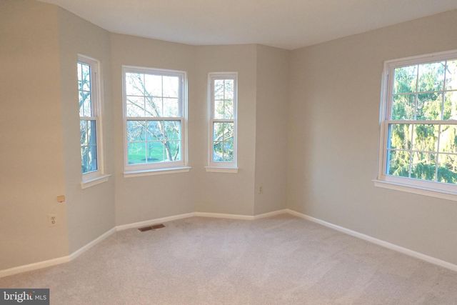 210 FILLY DR, North Wales, PA 19454