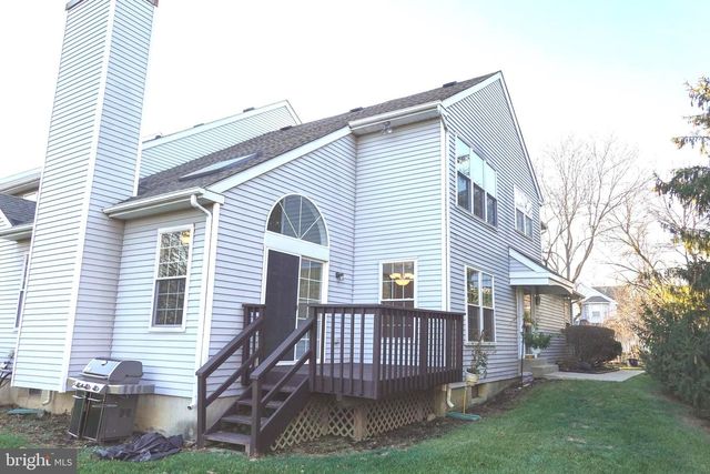 210 FILLY DR, North Wales, PA 19454