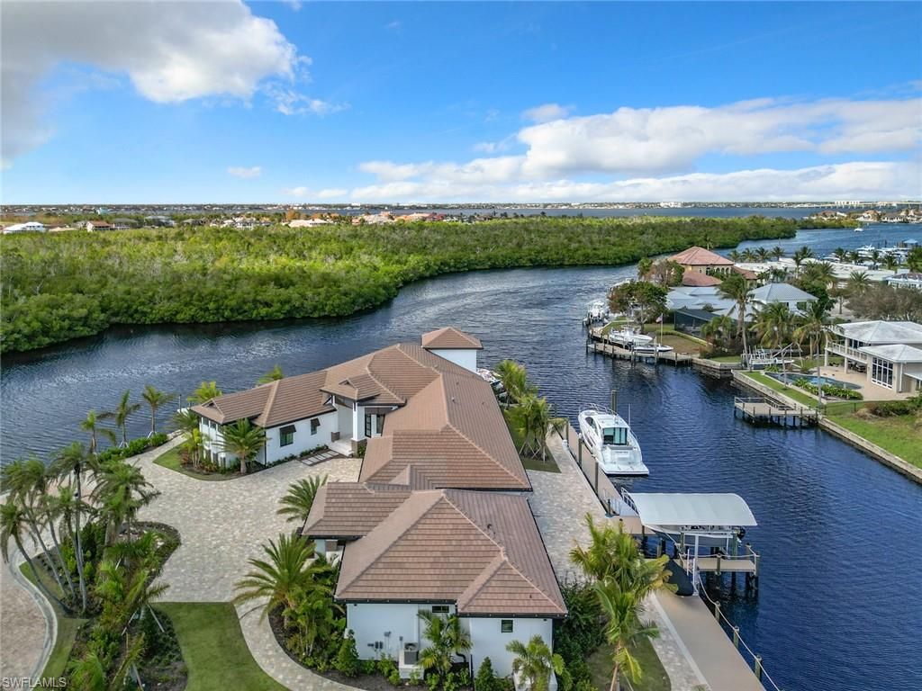 14201 Bay DR, FORT MYERS, FL 33919 — photo 5