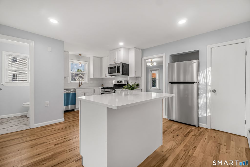 634 Newhall Street, Hamden, CT 06517