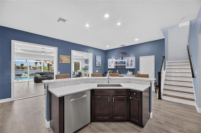 5216 POINT HARBOR LANE, Apollo Beach, FL 33572