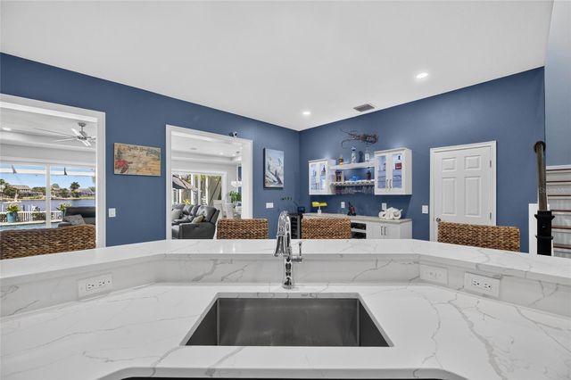 5216 POINT HARBOR LANE, Apollo Beach, FL 33572