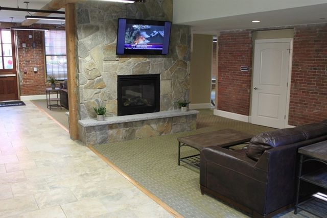64 Beacon Street B-207, Worcester, MA 01608