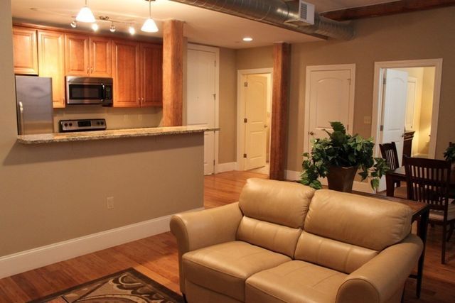 64 Beacon Street B-207, Worcester, MA 01608