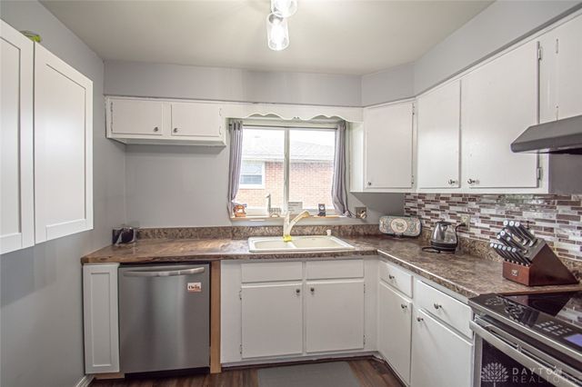 2735 Sutton Avenue, Kettering, OH 45429
