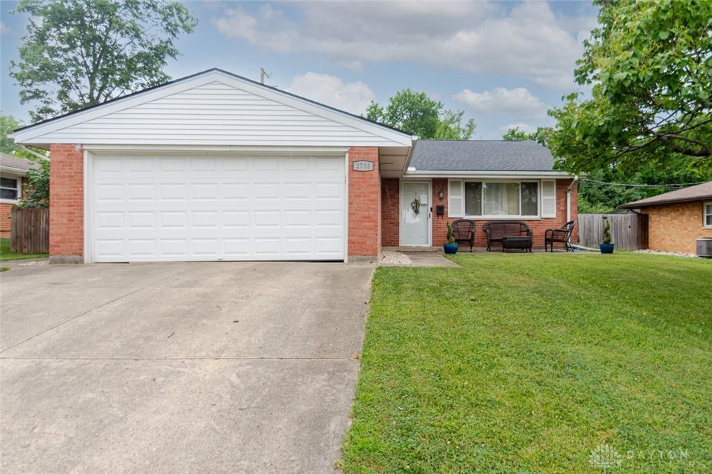 2735 Sutton Avenue, Kettering, OH 45429