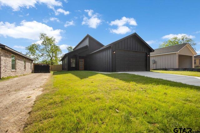 228 S Fenton Ave., Tyler, TX 75702