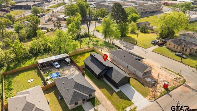 228 S Fenton Ave., Tyler, TX 75702