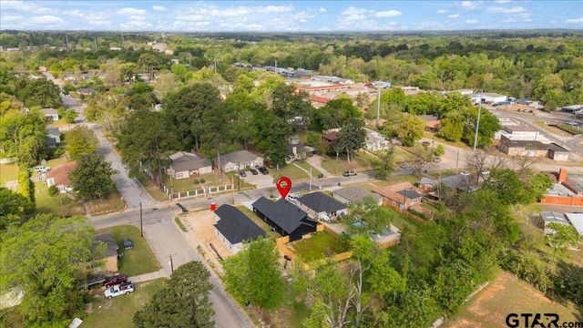 228 S Fenton Ave., Tyler, TX 75702