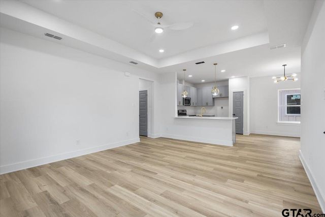 228 S Fenton Ave., Tyler, TX 75702