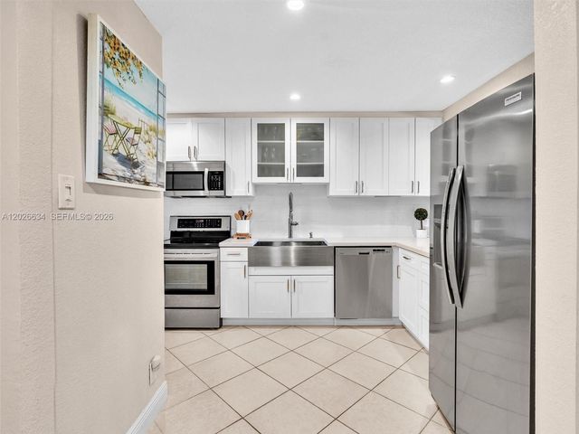 3660 Citrus Trce 2, Davie, FL 33328