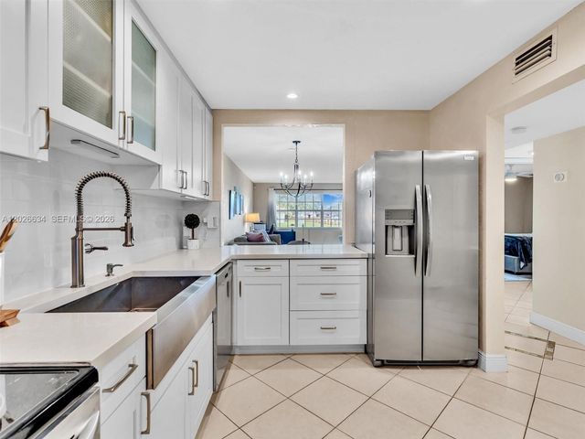 3660 Citrus Trce 2, Davie, FL 33328