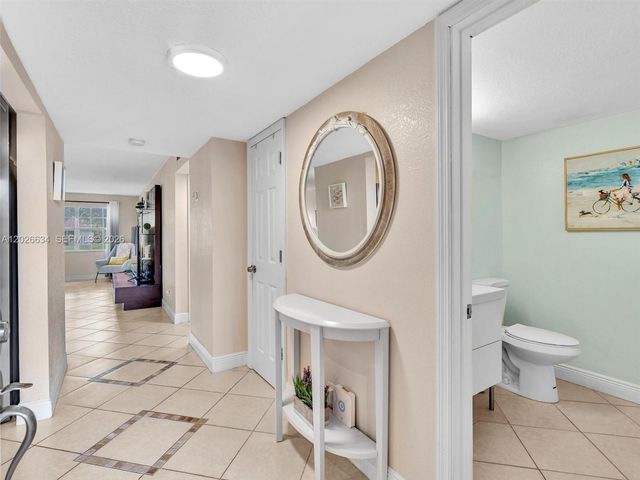 3660 Citrus Trce 2, Davie, FL 33328
