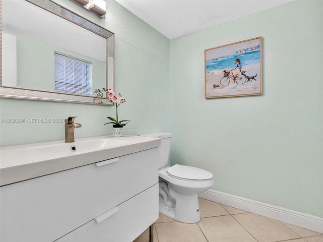 3660 Citrus Trce 2, Davie, FL 33328