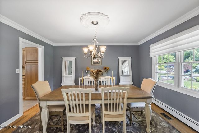 8 Garvey Drive, Monroe, NJ 08831