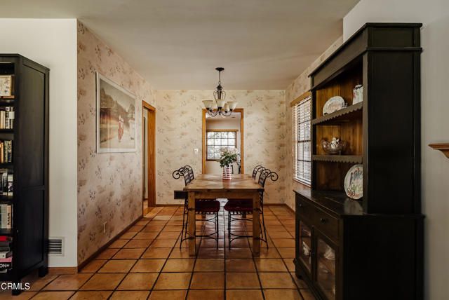 3818 Altura Avenue, La Crescenta, CA 91214