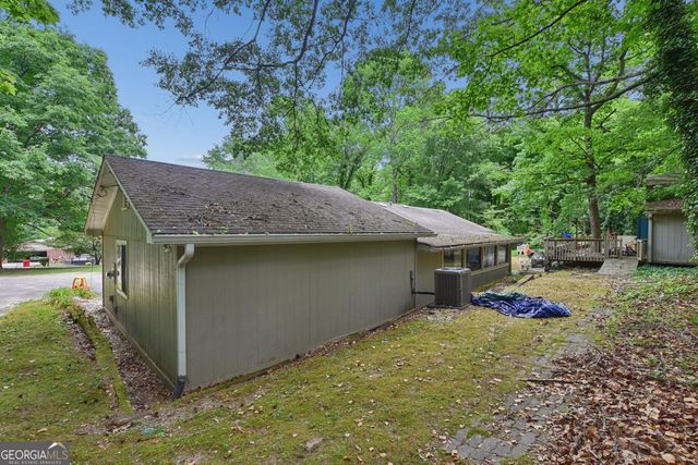 1888 Abbey Court, Conyers, GA 30012