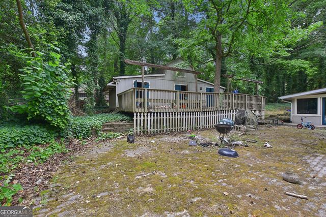 1888 Abbey Court, Conyers, GA 30012