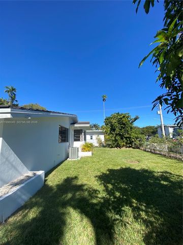 1101 Bay Dr, Miami Beach, FL 33141