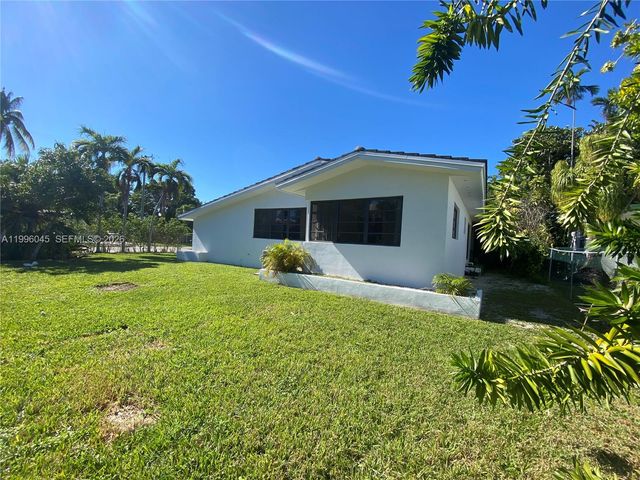 1101 Bay Dr, Miami Beach, FL 33141