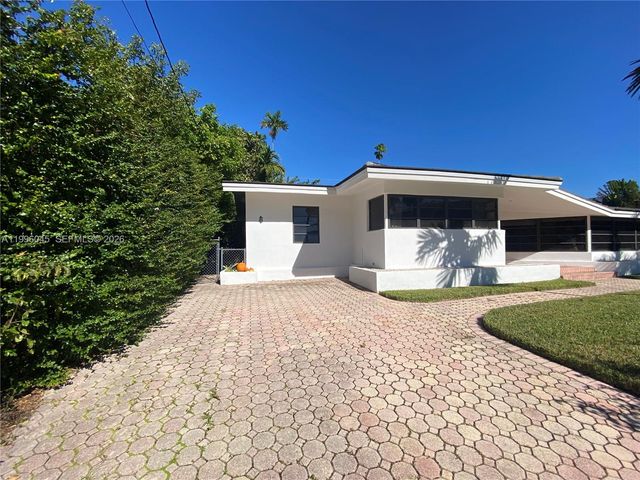 1101 Bay Dr, Miami Beach, FL 33141