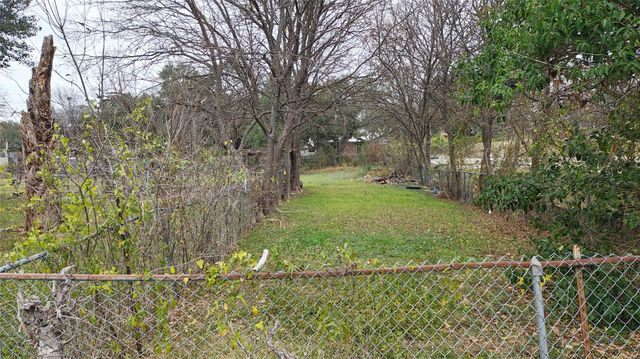 8613 Georgian DR, Austin, TX 78753