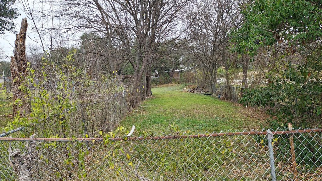 8613 Georgian DR, Austin, TX 78753