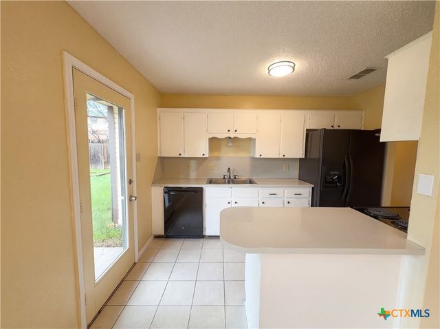 908 Hackberry Street, Copperas Cove, TX 76522