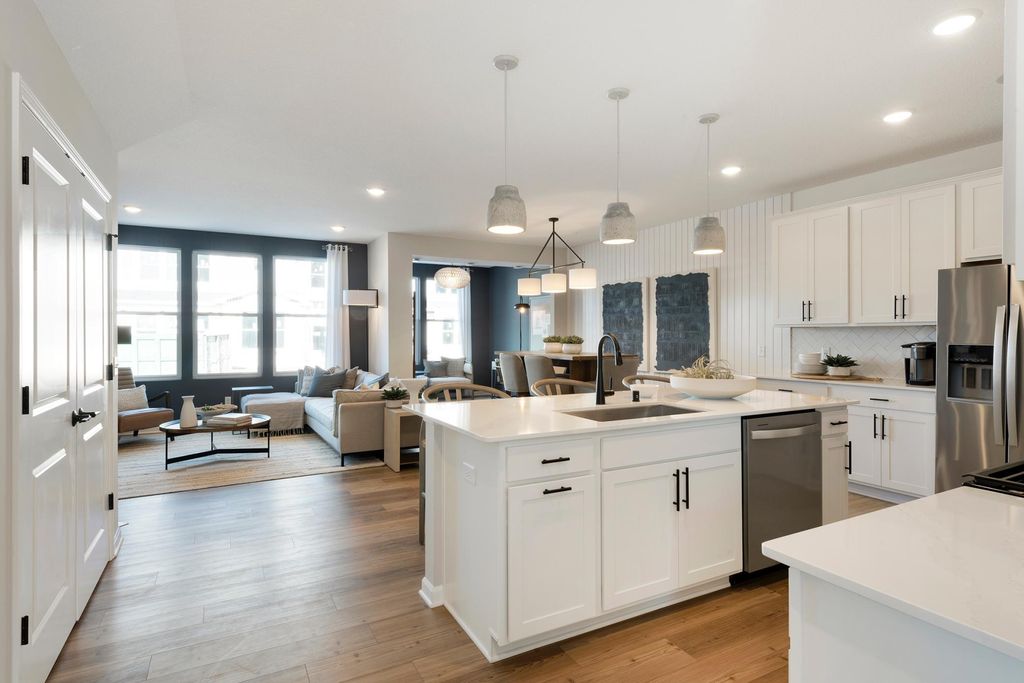 12830 Sawyer Lane, Rogers, MN 55374