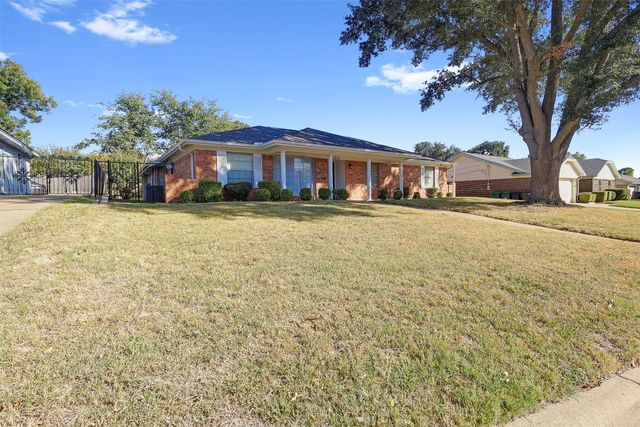 1601 Meadow Lane Terrace, Fort Worth, TX 76112