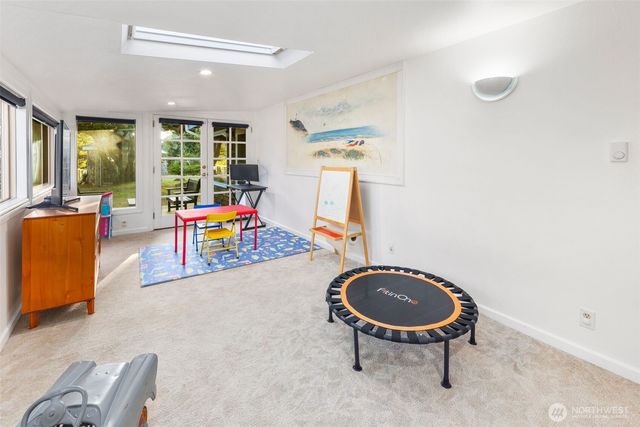 607 Ocean Beach Boulevard N, Long Beach, WA 98631