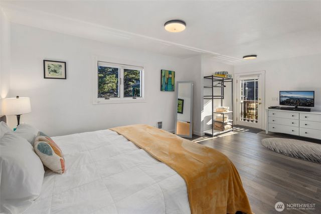 607 Ocean Beach Boulevard N, Long Beach, WA 98631