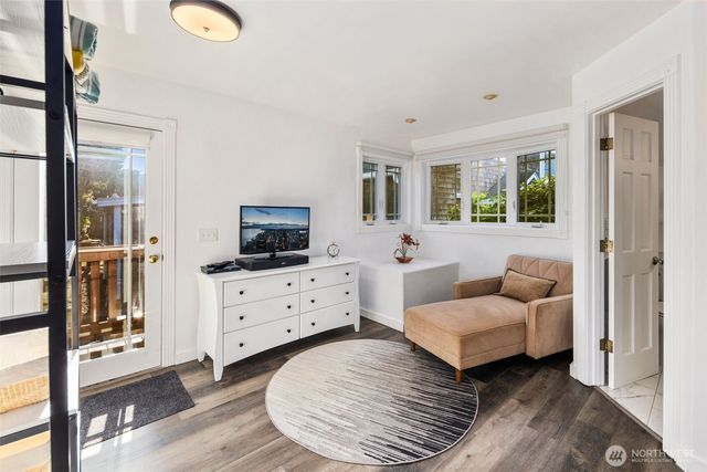 607 Ocean Beach Boulevard N, Long Beach, WA 98631