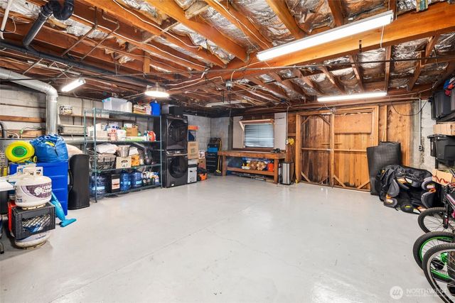 607 Ocean Beach Boulevard N, Long Beach, WA 98631