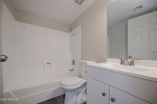 1703 W MOUNTAIN VIEW Road 1, Phoenix, AZ 85021