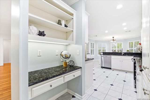 212 Eagle Pass, San Antonio, TX 78260
