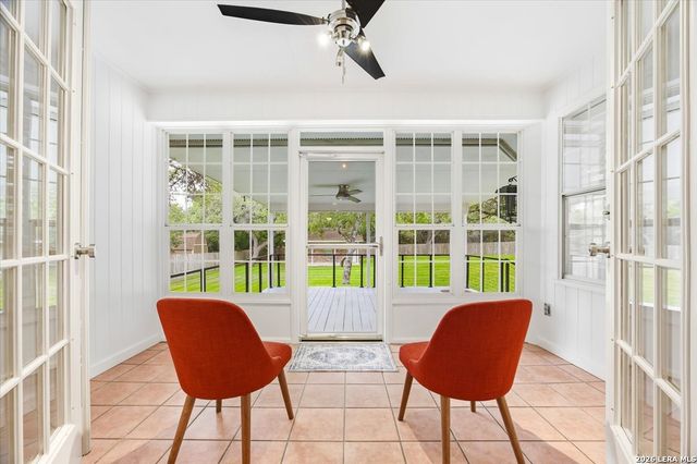212 Eagle Pass, San Antonio, TX 78260