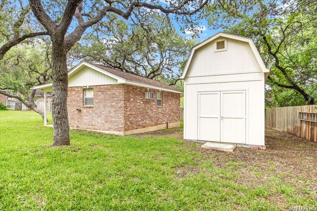 212 Eagle Pass, San Antonio, TX 78260