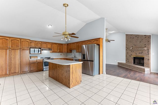 2605 S Hwy 41, Perry, GA 31069