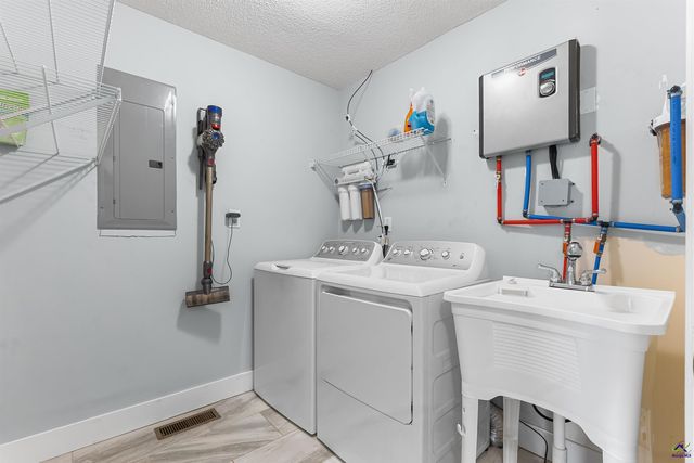 2605 S Hwy 41, Perry, GA 31069