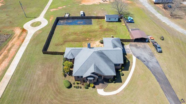 2605 S Hwy 41, Perry, GA 31069