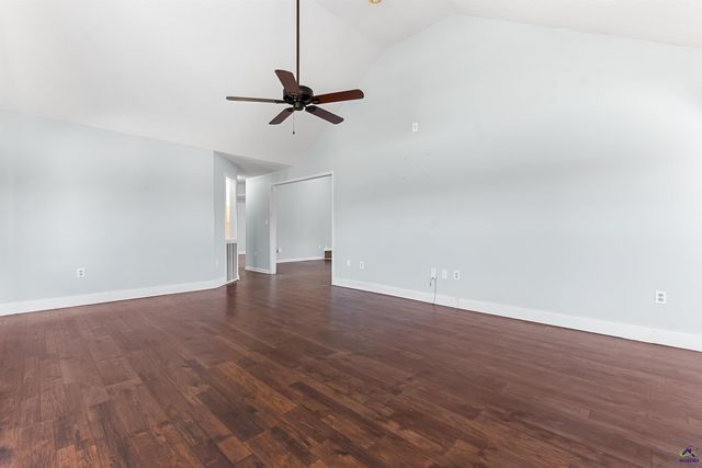 2605 S Hwy 41, Perry, GA 31069