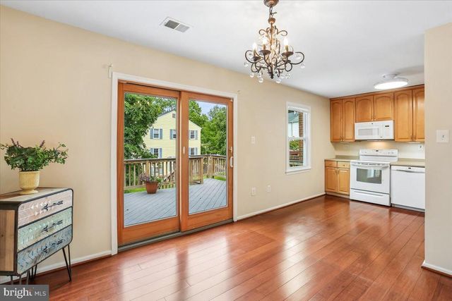 240 WATTS BRANCH PKWY, Rockville, MD 20850