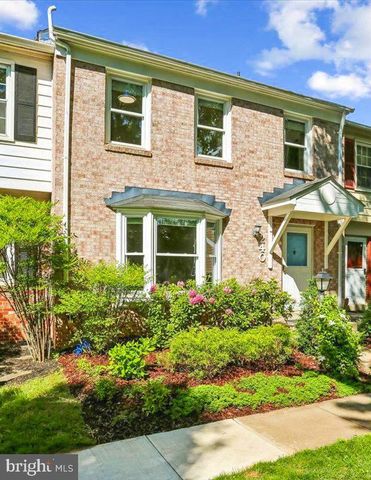 240 WATTS BRANCH PKWY, Rockville, MD 20850